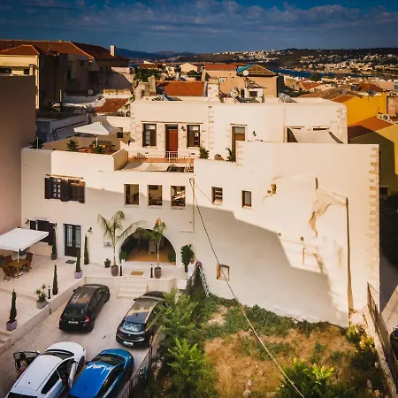 Lithinon Cozy Studios * Chania (Crete)
