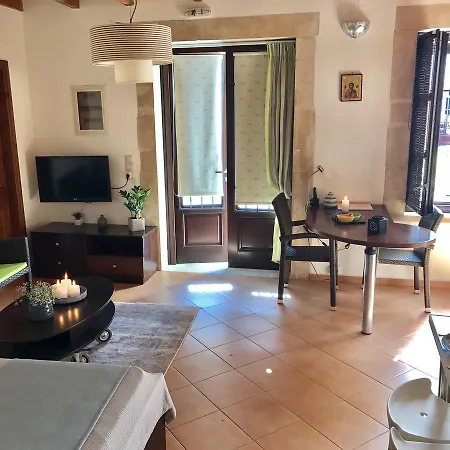 Lithinon Cozy Studios Apartment *