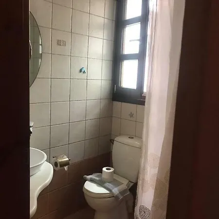 Lithinon Cozy Studios * Chania (Crete)